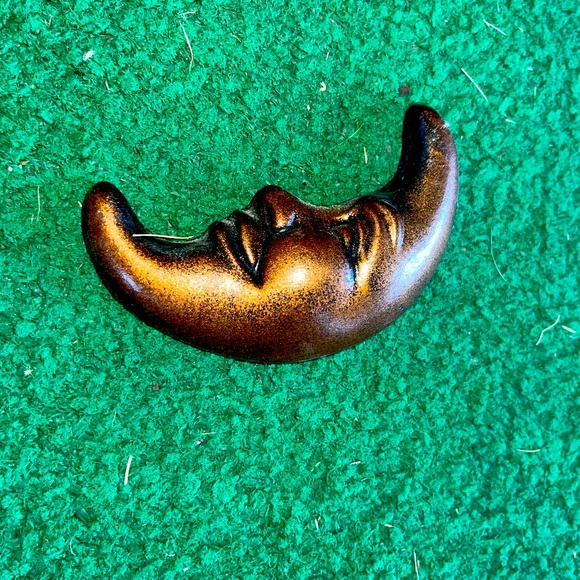 Brown Moon Face Piece ๐ค - Picture 1 of 2